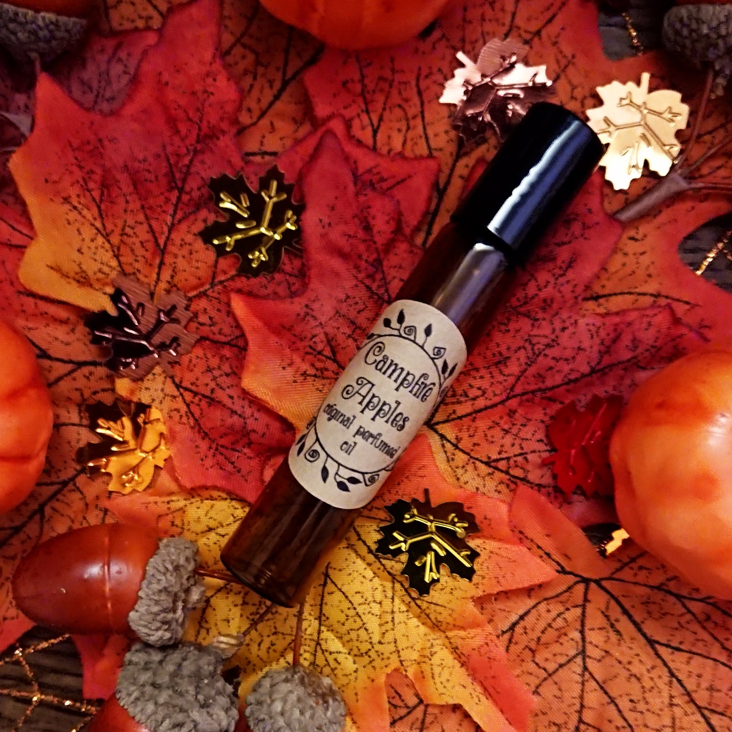 Campfire Apples Original Perfumed Oil - Autumn Halloween Spiced Red Apple Autumn Leaves Marshmallow & Caramel Roll On Fragrance - Spicy Gourmand Vegan Oil Blend