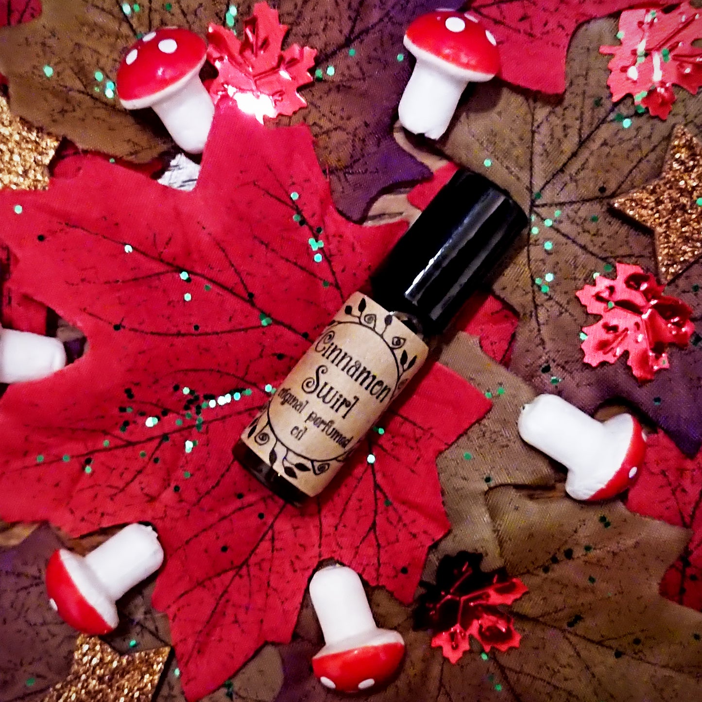 Cinnamon Swirl Original Perfumed Oil - Festive Winter Cosy Spicy Roll On Fragrance - Cinnamon Bun, Tangerine & Vanilla Gourmand Vegan Oil Blend