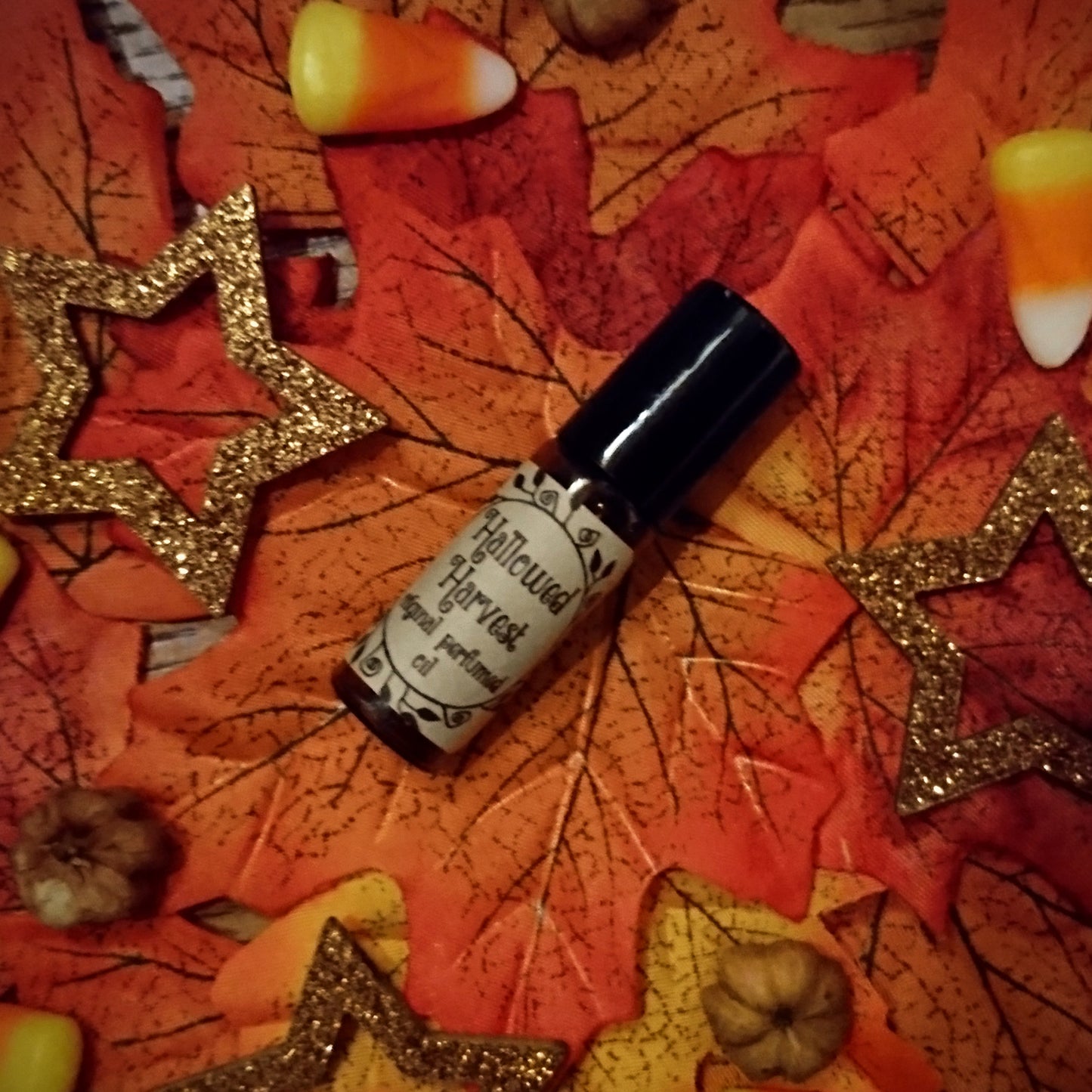 Hallowed Harvest Original Perfumed Oil - Spooky Autumn Leaves, Pumpkin & Musk Roll On Fragrance - Halloween All Hallows' Eve Maple Wood Bonfire Vegan Oil Blend