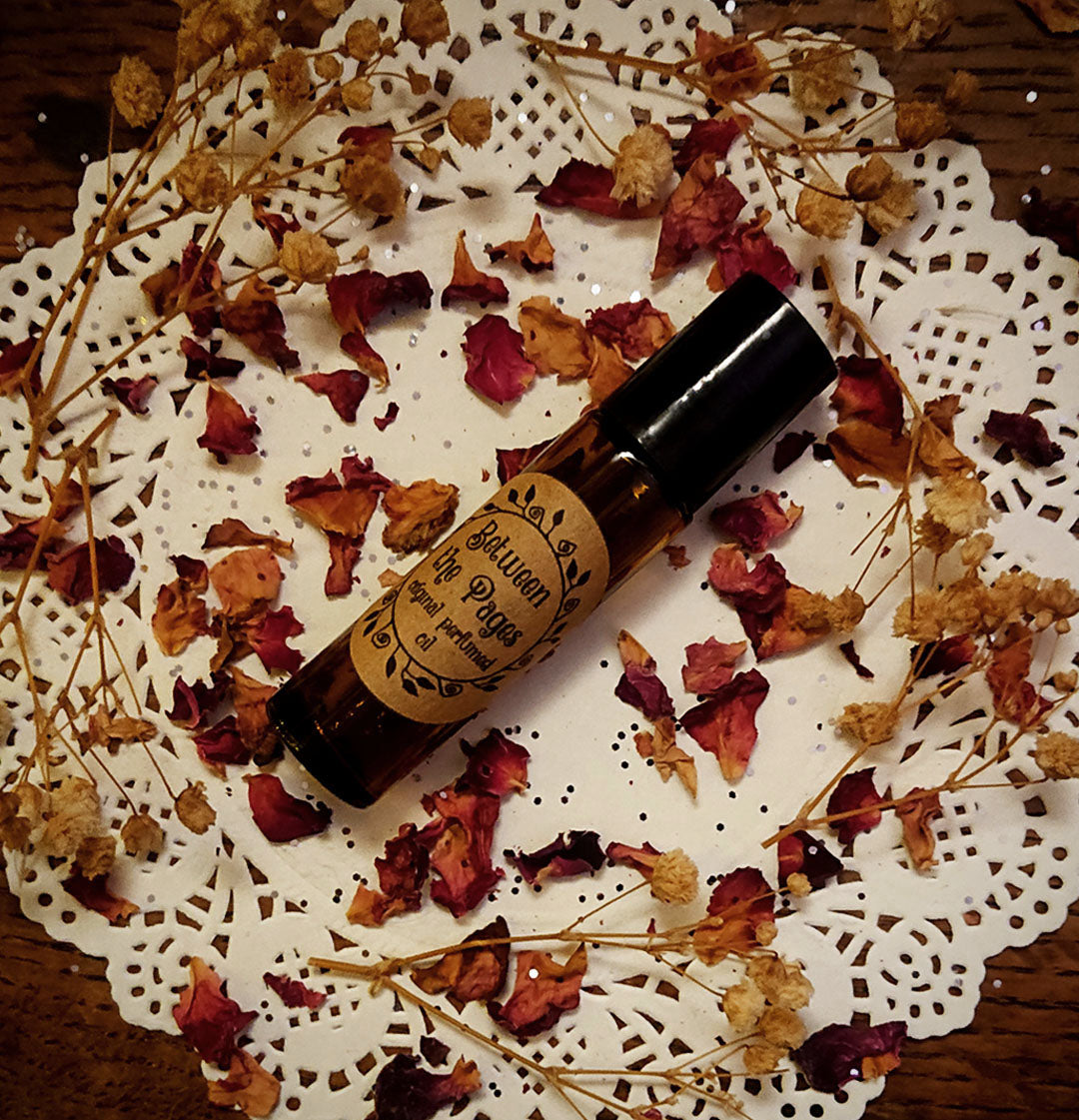 Between the Pages Original Perfumed Oil - Spring Literary Collection Roll On Fragrance - Leather Bound Books, Salted Caramel, Buttered Rum, Cedarwood, Woodsmoke & Benzoin - Gourmand & Woodsy Vegan Oil Blend