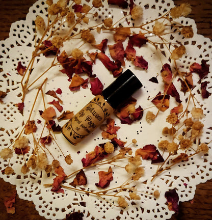 Between the Pages Original Perfumed Oil - Spring Literary Collection Roll On Fragrance - Leather Bound Books, Salted Caramel, Buttered Rum, Cedarwood, Woodsmoke & Benzoin - Gourmand & Woodsy Vegan Oil Blend