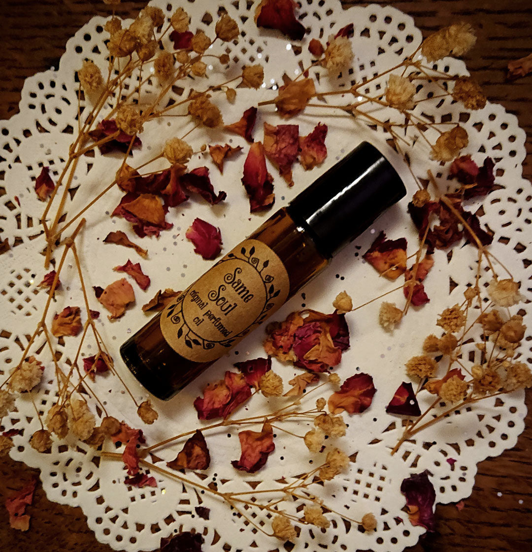 Same Soul Original Pure Blend Perfumed Oil - Spring Literary Collection Roll On Fragrance - Damask Rose, Pink Grapefruit, Jasmine, Sweet Orange, Ylang Ylang & Vanilla - Sweet & Floral Vegan Oil Blend