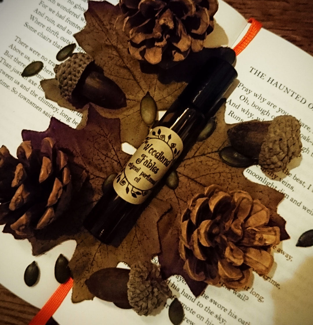 Woodland Fables Original Perfumed Oil - Autumn Winter Cosy Forest Library Roll On Fragrance - Old Books And Ancient Woods Vegan Oil Blend