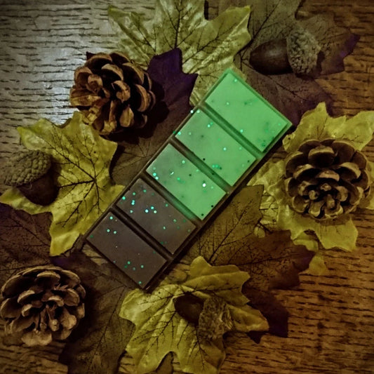 Vanilla Sandalwood And Oakmoss Wax Melt Bar - Ancient Woodsy Forest Fragranced 5 Segment Wax Melt Bar - Cosy Green Woodland Vegan Melts